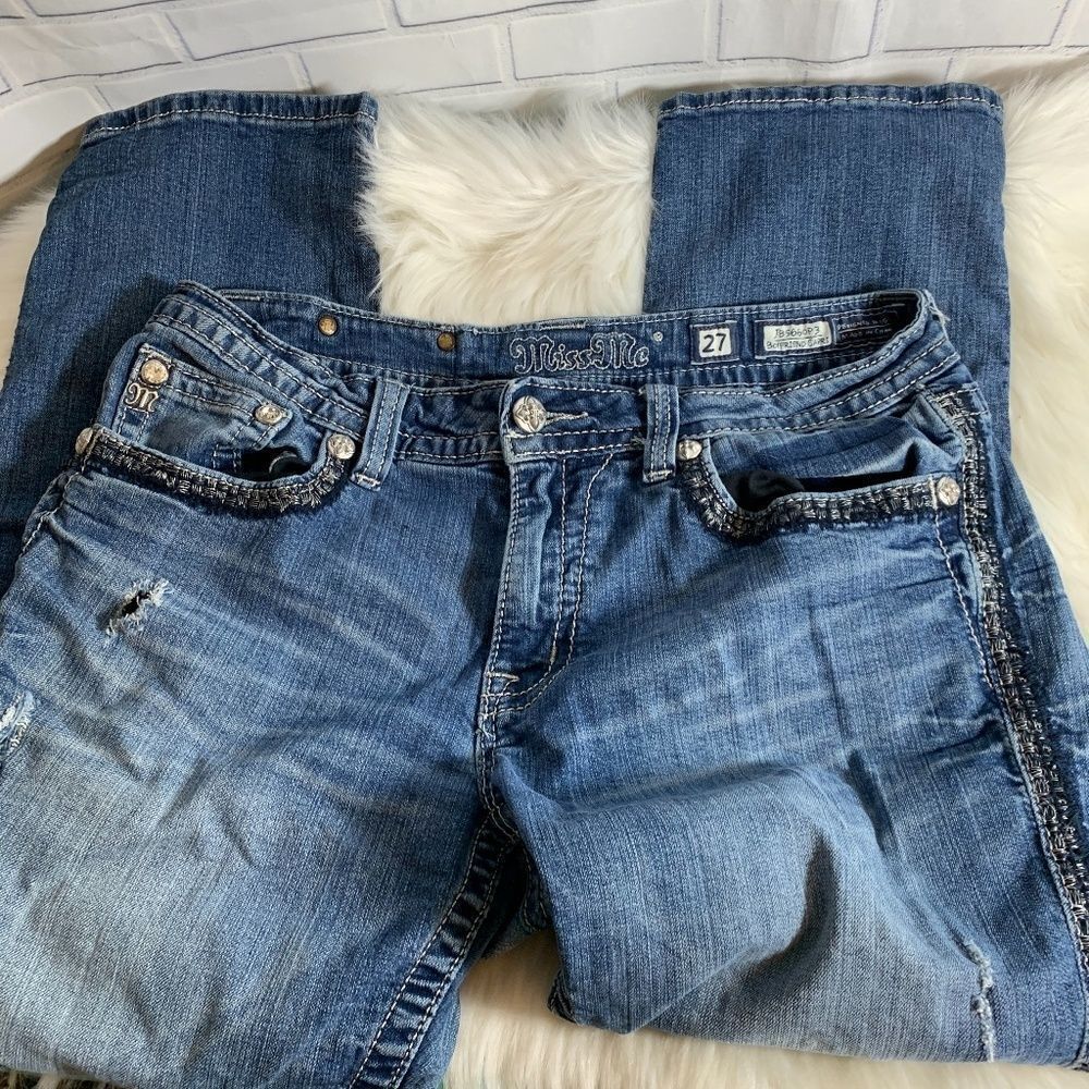 Miss Me Denim Boyfriend Distressed Capri Jeans